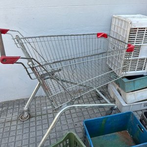 Carro de Supermercado con 9 Cajones Plásticos de Colores Variados - imagen 5