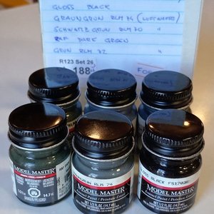 Lote de 6 Pinturas Model Master para Aviones Sin Abrir - imagen 1