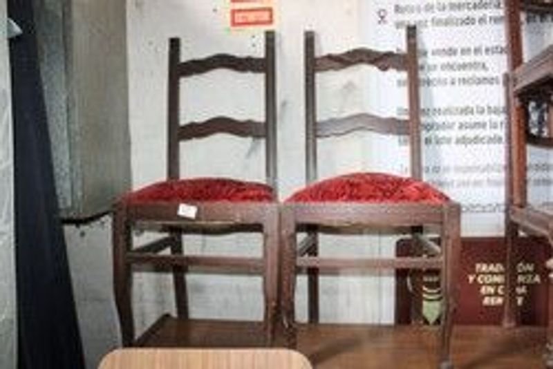 Item 856000 - Image 0