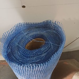 Cono de Obra, Rollo de Membrana Asfáltica y Rollo de Malla Azul - imagen 3