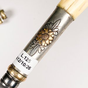 Cuchillo Criollo de Colección con Cabo de Plata y Oro y Vaina Decorada - imagen 4