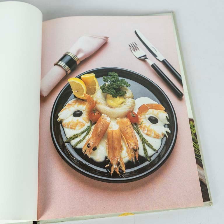 Item 2111850 - Image 1