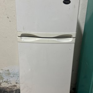 Lote siguiente: Heladera 