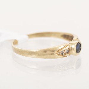Anillo de Oro 18k con Zafiro y Diamantes - imagen 2