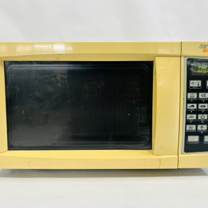 Microondas Zero Watt Amarillo con Panel Digital - imagen 5