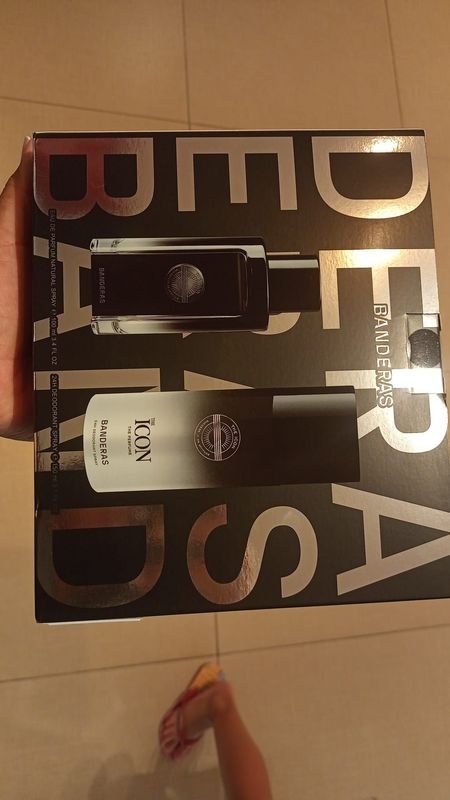 Lote siguiente: Icono de Perfume Antonio Banderas 100 ml + regalo