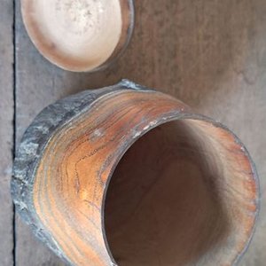 Recipiente de Madera con Tapa y Macetero de Barro Azul - imagen 4