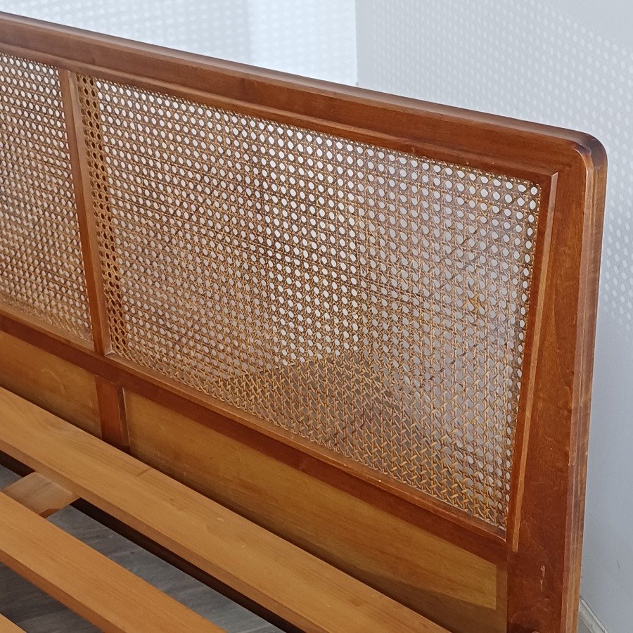 Cama de 2 plazas estilo Mid Century con respaldo y piecera esterillados - imagen 4