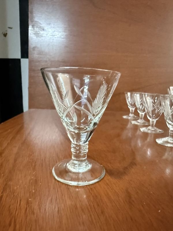 Juego completo de cristal labrado para vino - imagen 2