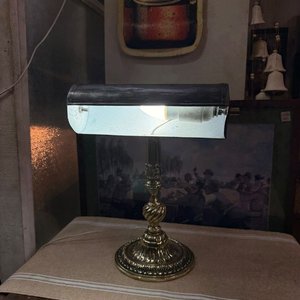 Lámpara de Escritorio Antigua de Bronce Macizo con Pantalla Metálica - imagen 5