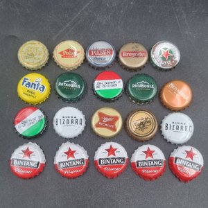 Lote de 20 Chapitas Coleccionables de Cerveza y Gaseosa - imagen 1