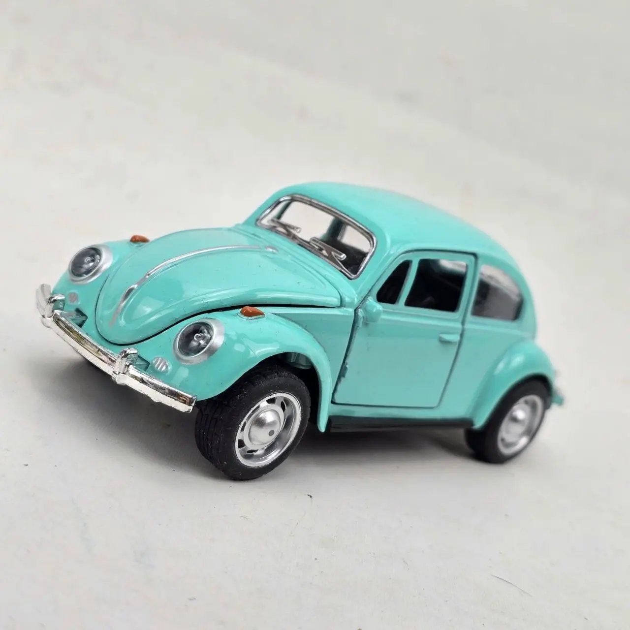 Auto a Escala Metálico Volkswagen Escarabajo Celeste