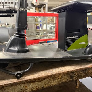 Carro de Compras Eléctrico Amigo ValueShopper USA con Asiento - imagen 4