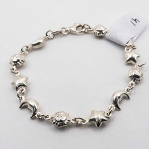 Pulsera de Plata con Dijes de Luna, Estrella y Sol - imagen 1