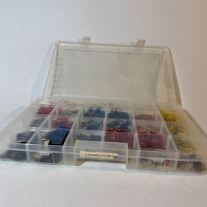 Organizador de Conectores Eléctricos Variados - imagen 3