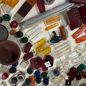 Lote de Plásticos y Lentes para Faros de Vehículos - imagen 4