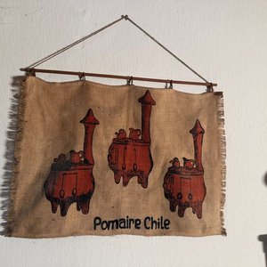 Set de Objetos Decorativos: Lienzo "Pomaire Chile" y Cazoletas de Cobre - imagen 11