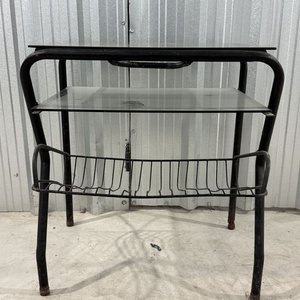 Mesa Auxiliar Estructura Metal Negro y Vidrio - imagen 7