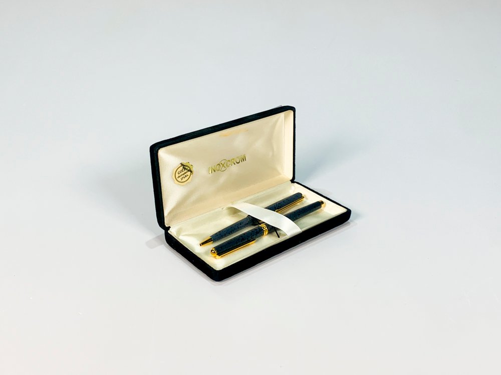Set de Bolígrafo y Pluma Rexom, Gris y Dorado, Estuche Negro