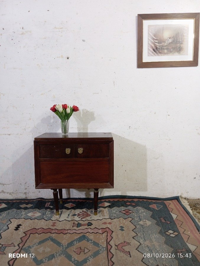 Mueble Tocadiscos Inglés Antiguo de Madera con Tapa Abatible