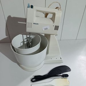Lote siguiente: Batidora Eléctrica Philips Blanca con Accesorios