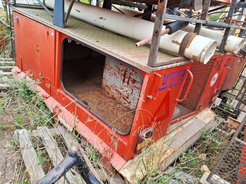 Caja industrial para vehículos de carga o remolque en mal estado - imagen 3