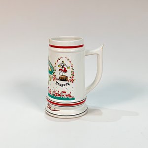 Lote siguiente: Jarra Cervecera de Loza Blanca "Semana de la Cerveza 1993" con Decoración