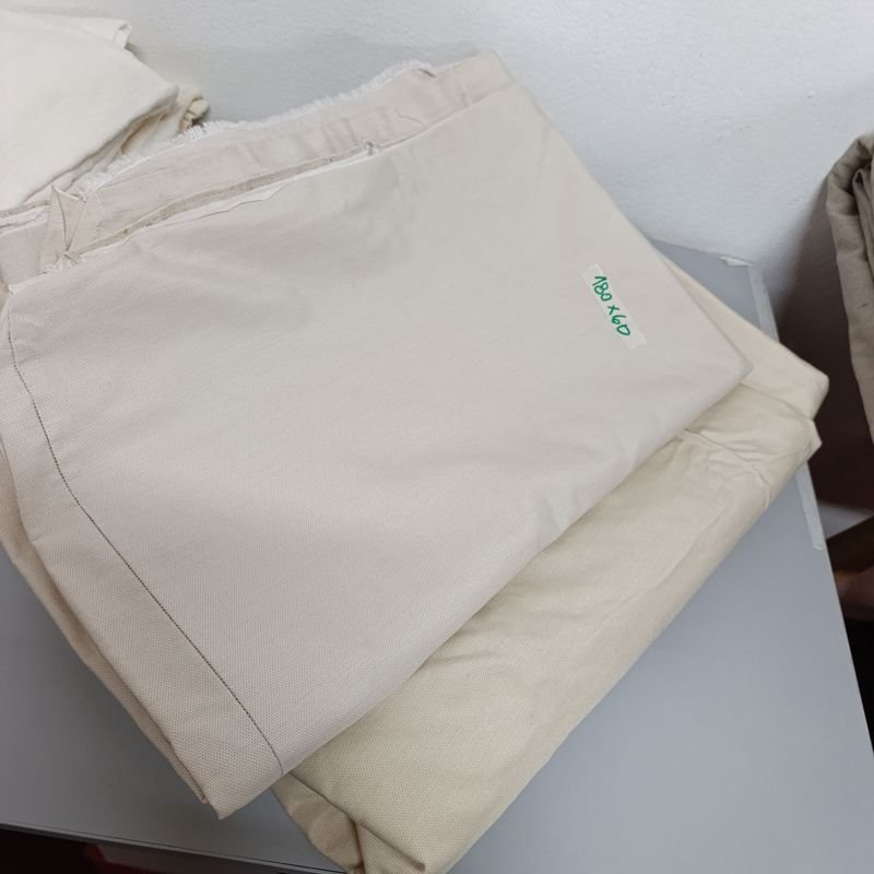 Fundas para Almohadones Grandes Color Crudo con Velcro - 2 Medidas