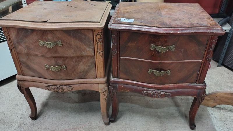 Lote siguiente: Muebles de lujo en madera cedro estilo americano