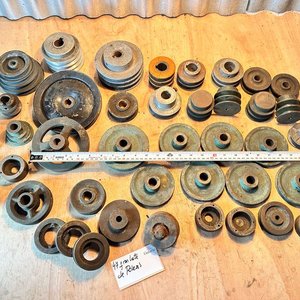 Gran cantidad de Poleas de todo tamaño para maquinaria y motores - imagen 6