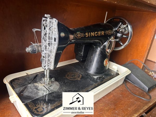 Máquina de Coser Antigua Singer Negra - imagen 1
