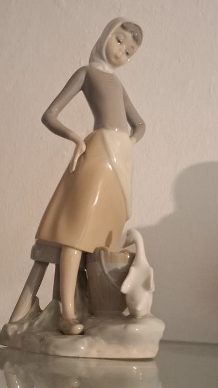 Pieza de Lladro de colección - Figurita de cerámica - imagen 3