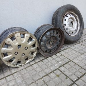 Silla de Auto para Bebé y Llantas Rodado 13 - imagen 2