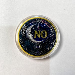 Lote anterior: Moneda Coleccionable "Yes/No" con Diseño Celestial y Ojo