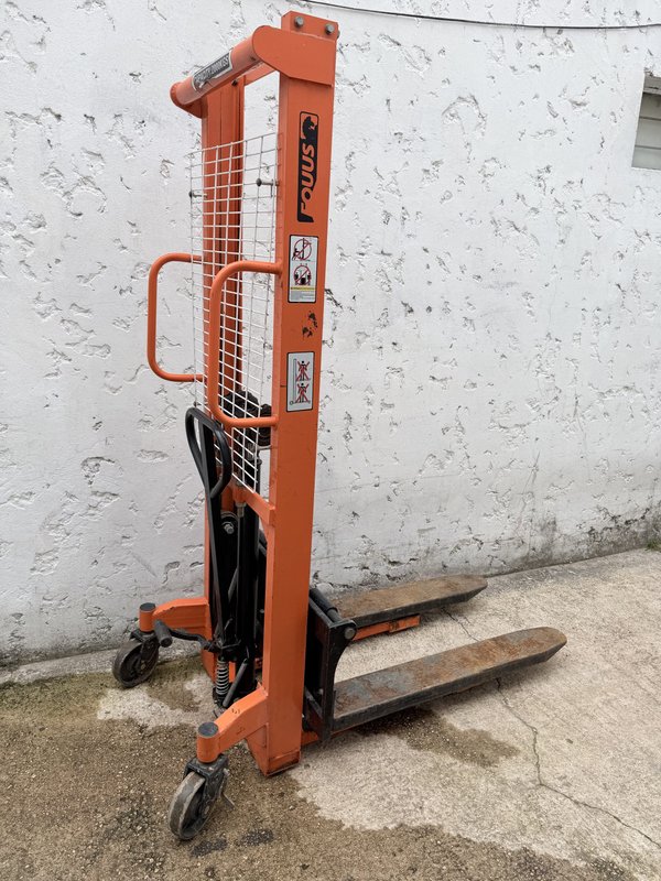 Elevador Manual y Pedal "EQUUS" de 2 Toneladas y 1.60m de Altura