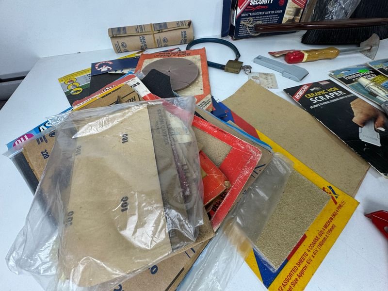 Gran lote de herramientas mayoría nuevas y accesorios - imagen 4