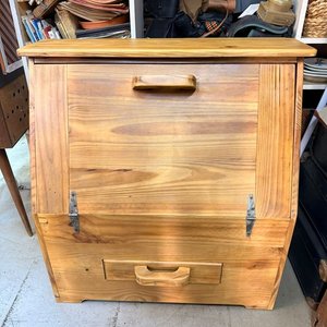 Mueble de Madera Rústico con Puerta Abatible y Cajón - imagen 2
