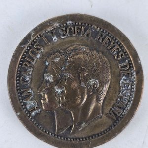 Medalla de Bronce conmemorativa de los Reyes de España Juan Carlos I y Sofía - imagen 1