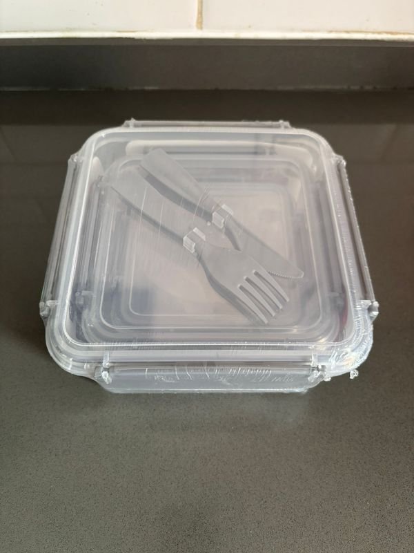 Conjunto de contenedores y cubiertas plásticas - imagen 2