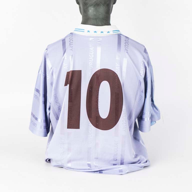 Camiseta de la selección de Uruguay oficial de tienda N°10 modelo del año 2000 - imagen 2