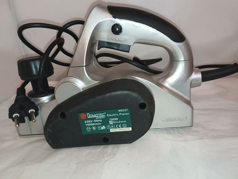 Cepillo Electrico Domotec 700 W - Herramientas - imagen 4