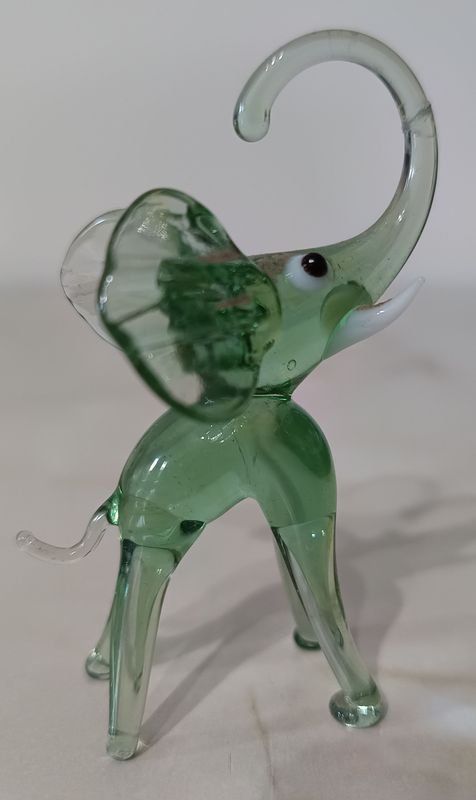 Figura de Elefante en Cristal con Trompa Restaurada - imagen 5