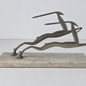 Escultura Decorativa de Dos Linces en Metal sobre Base de Mármol - imagen 2