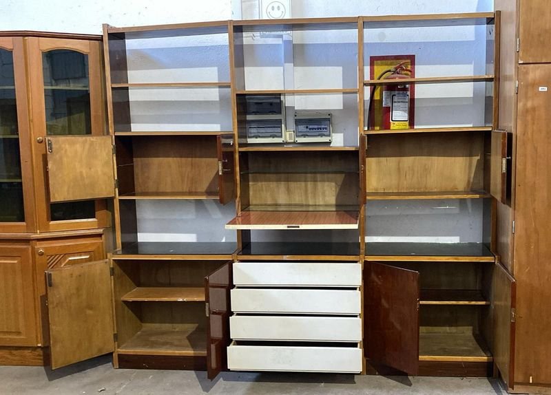 Mueble para comedor con estantería de madera y cristal - imagen 2