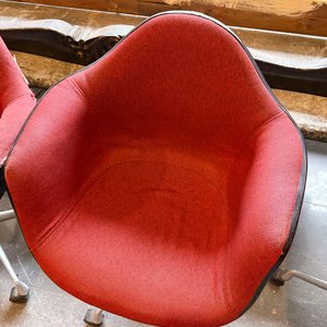 Sillas de Oficina Giratorias Rojas con Base Metálica - imagen 3
