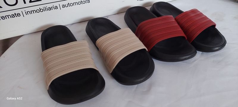 Zapatos de cuero en diferentes colores - imagen 2