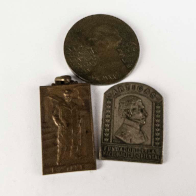 Item 2096758 - Image 1