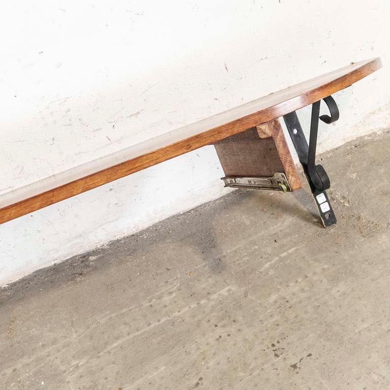 Escritorio para amurar con ménsulas de metal y tapa de madera - imagen 3