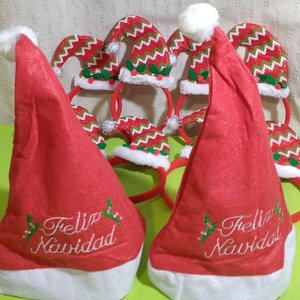 Lote de Vinchas Navideñas y Gorros de Papá Noel - imagen 2