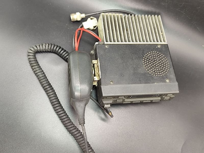 Radio Kenwood modelo TK-862 - con soporte, prende y modula perfectamente - imagen 5